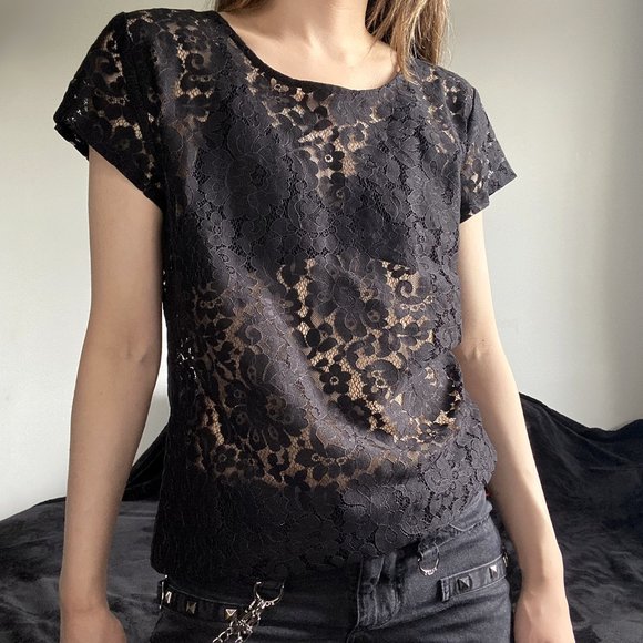 Forever 21 Black Lace T-Shirt - Small - Picture 1 of 4